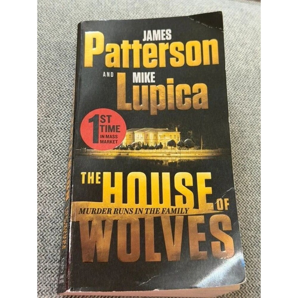 (•◡•)/ 📖 The House of Wolves James Patterson Mike Lupica Mass Market Paperback